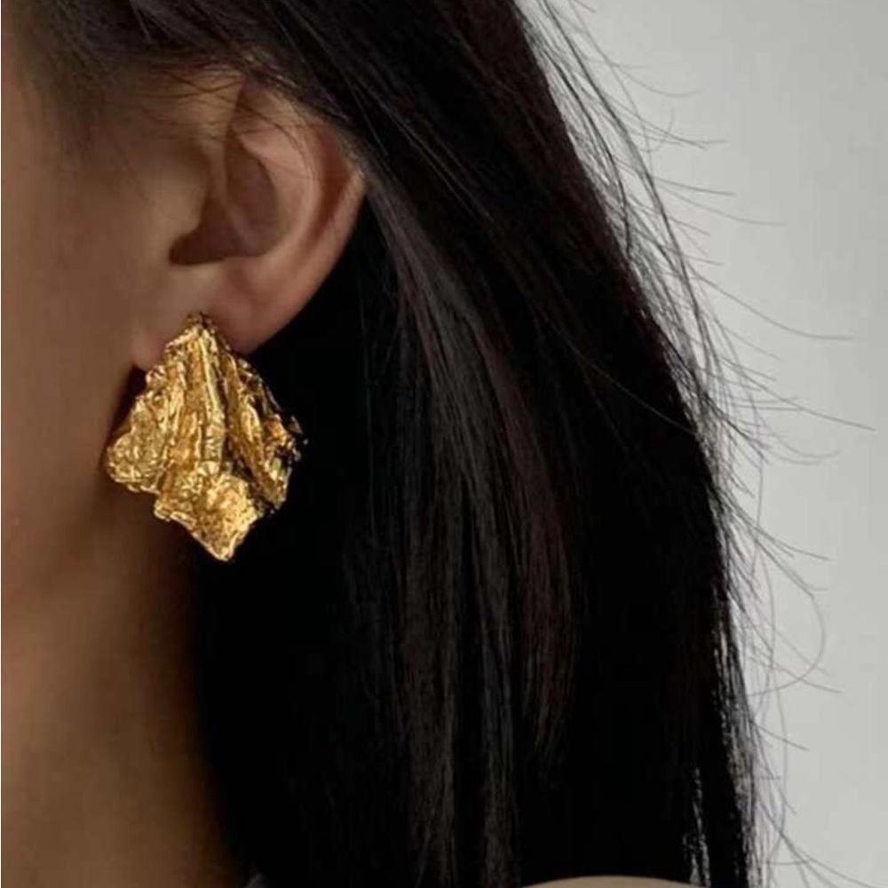 ✨ Athens Exquisite Textured Gold-Tone Statement Earrings ✨ with GIFT BOX